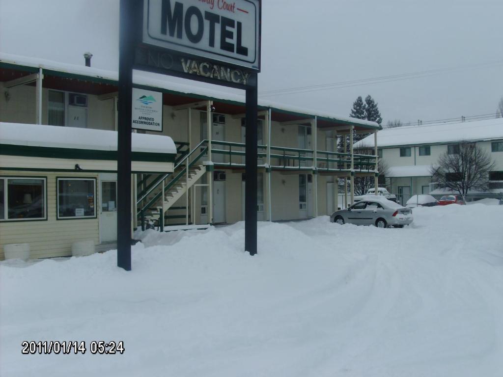 Queensway Court Motel Prince George Luaran gambar