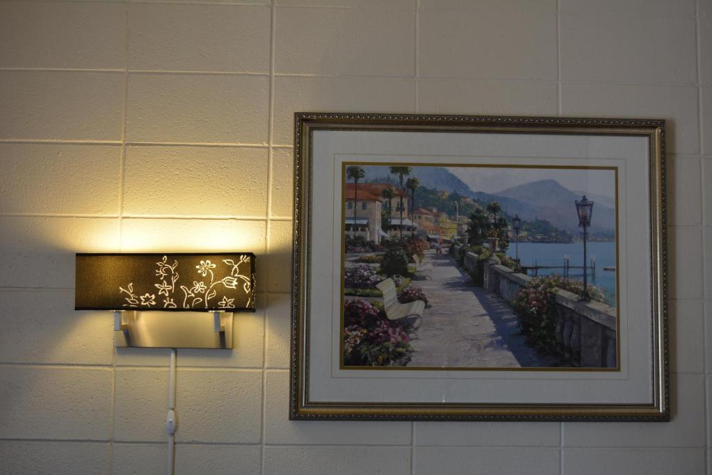 Queensway Court Motel Prince George Luaran gambar