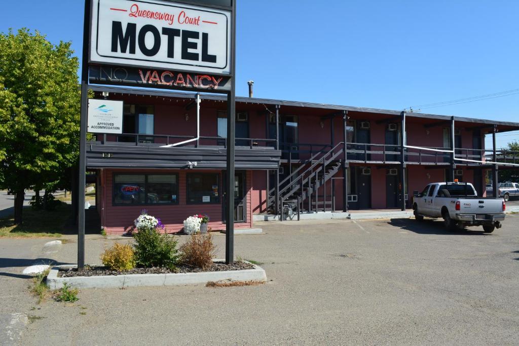 Queensway Court Motel Prince George Luaran gambar